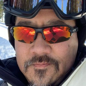 Meet your Posher, Ray